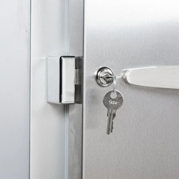 Beverage Air 26" Horizon Series Solid Door Reach-In Refrigerator, Top Mounted, 21.17 cu. ft. | HR1HC-1S