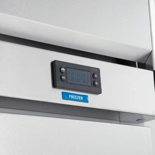 Beverage Air 26" Horizon Series Solid Door Reach-In Freezer, Top Mounted, 21.06 cu. ft. | HF1HC-1S