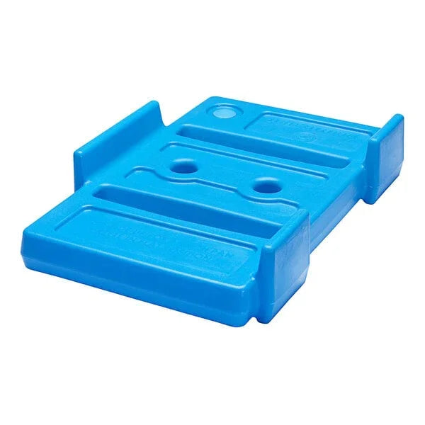 Cambro CP15416 | Cambro CP15416 Crock With Lid 1.5 Qt Cranberry