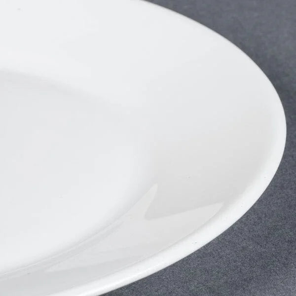 Arcoroc Restaurant White 8.75" Rim Plate (24/Case) | 29337