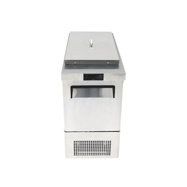 Atosa MSF17GR-NTCV | 17" 1-Door Slim Sandwich Prep Table | 3.7 Cu. Ft.