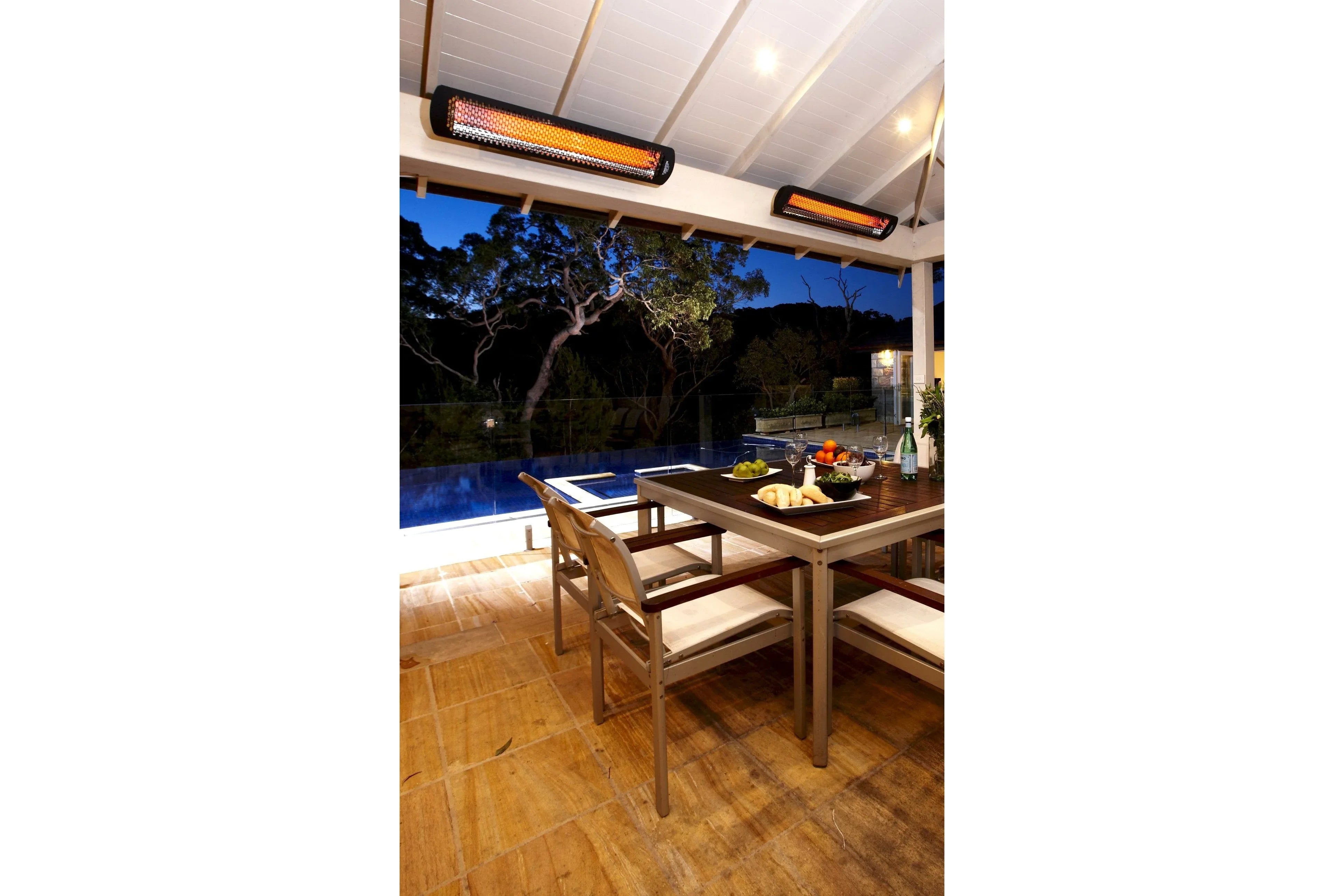 Bromic BH0420030 2000W TUNGSTEN ELECTRIC 220V-240V BLACK