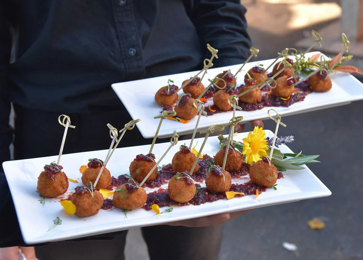 Front Of The House 13" x 7" Kyoto™ Porcelain Platter (6/Case) | DDP000WHP22