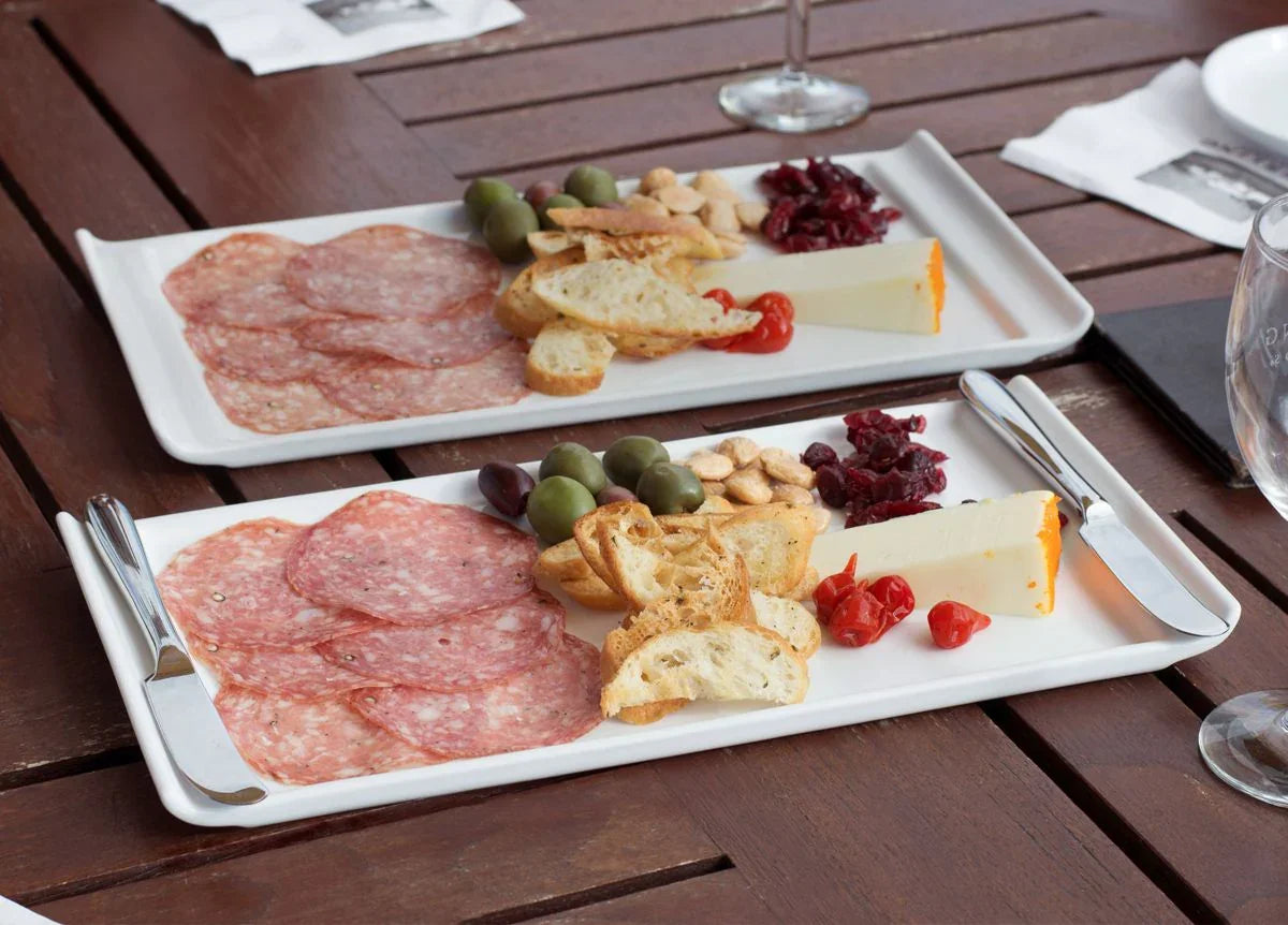 Front Of The House 13" x 6.5" Nouvelle Platter (6/Case) | DDP017WHP22