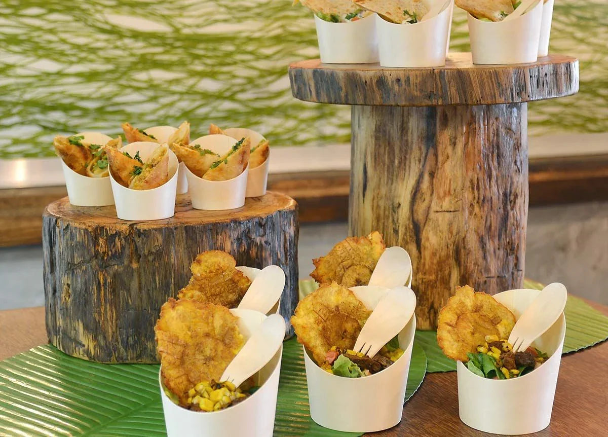 Front Of The House 9 oz Servewise® Slanted Cup - Pack 200 | DMU023NAW28