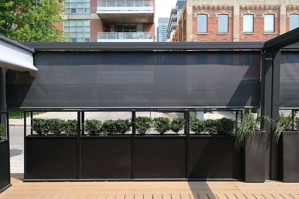 Onda 16 Square Mesh Roller Blind