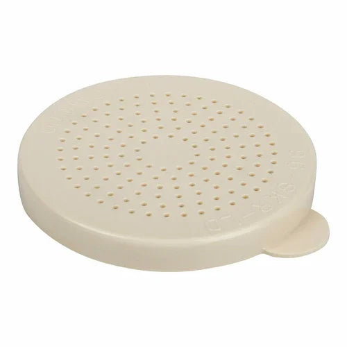 Cambro 96SKRLD406 | Camwearr Replacement Lid for Shaker/Dredge | Beige Polycarbonate